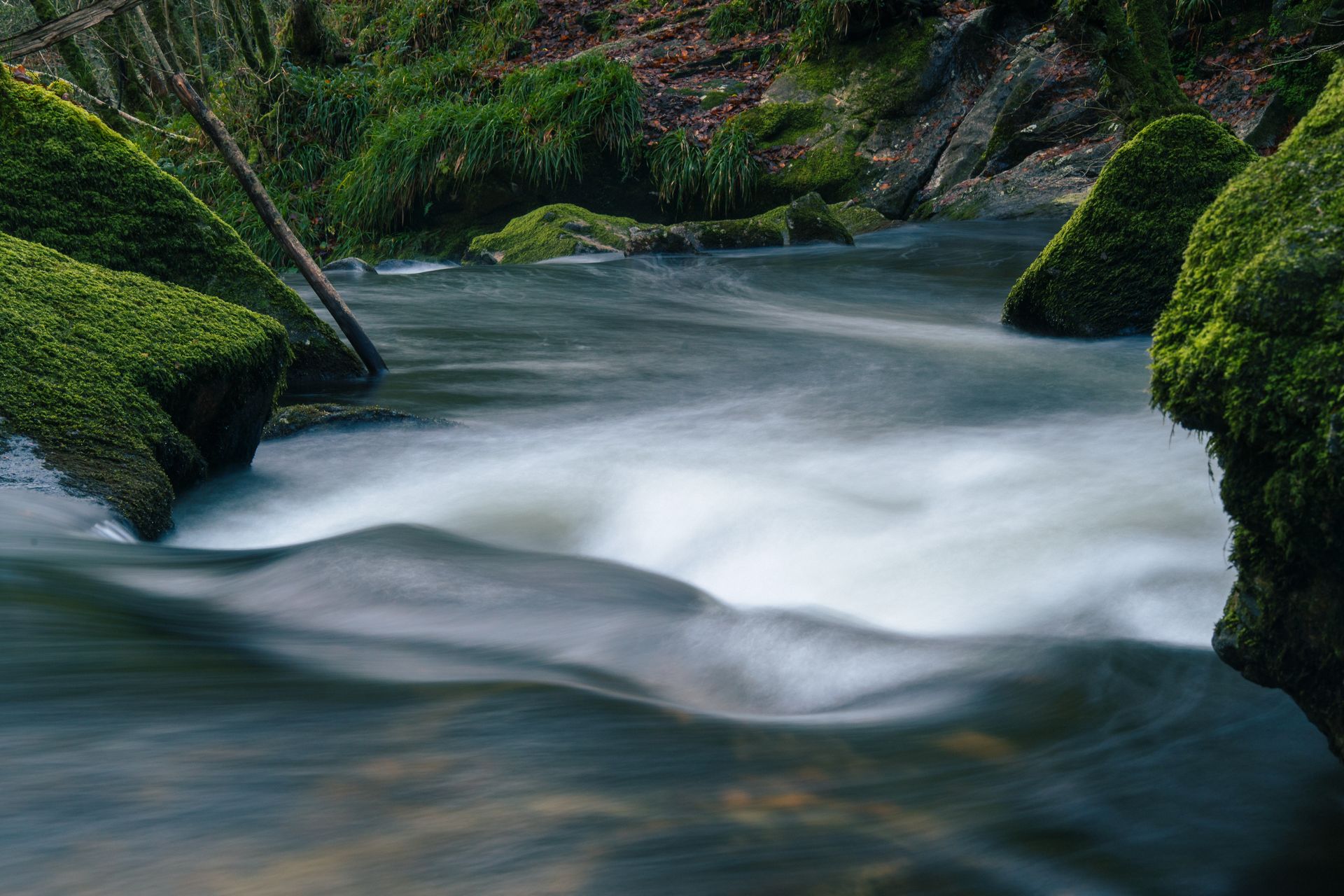 Slow Shutter Rocks, photography by Adam Drake Studio, Cornwall